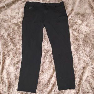 Calvin Klein & Co black stretch ankle pants